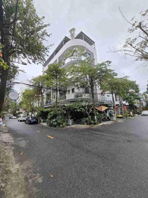 bán nhà 3 mê phan châu trinh sát nguyễn văn linh 112m2 (6.3x18) giá sụp hầm