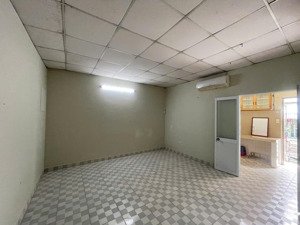 cho thuê nhà riêng đường đồng đen, p14, tân bình, hcm 3pn giá 9.5 triệu