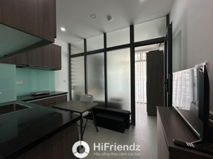 căn hộ cao cấp mới xây 100%| 1pn tách bếp ban công & studio, thang máy, hầm xe, gần vx dân chủ q3