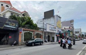 cho thuê nhà mặt tiền đường trương công định, giá chỉ 25tr/tháng. lh ngay 0947670368
