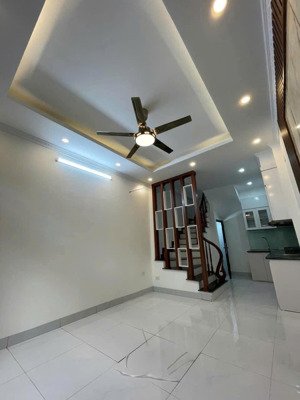 nhà đẹp phụng châu - ngõ thông ô tô đỗ gần - thuận tiện làm việc hà đông chúc sơn