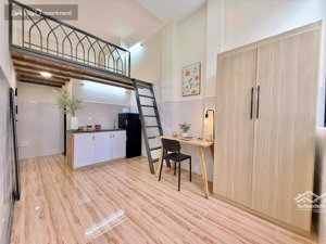 duplex cửa sổ lớn - gần ueh - quận 10