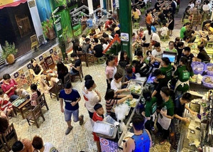 em bán nhà hàng 2 tầng giá chỉ bằng 1 lô đất, sẵn kinh doanh, đối diện khu tái định cư xuân mai