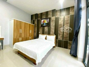 bán khách sạn 8 lầu mặt tiền đường trung tâm tp. vt 33pn đang khai thác dòng tiền tốt