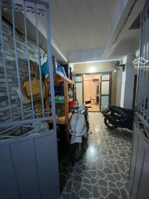bán tập thể đội cấn, ba đình, gần phố, t1, 50m2(23m2 sổ), 2 ngủ, 2.55 tỷ