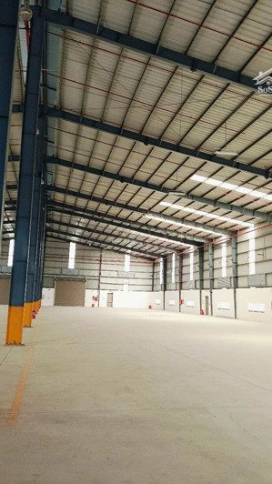 cho thuê 10.000m2 kho xưởng tại thị trấn cần đước, cần đước, long an liên hệ : 0978627886
