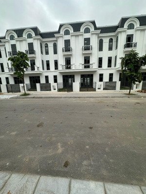 chính chủ, kđt crown villas tp thái nguyên, 132m2/căn 7. x tỷ