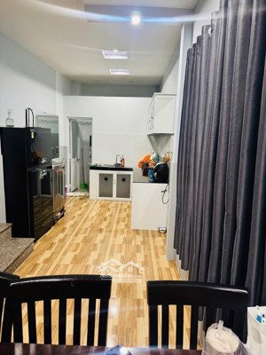cho thuê 1 căn nhà ngay trung tâm biên hoà gần chợ đêm biên hùng phường trung dũng. full nội thất