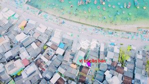 nhà cấp 4 cah mặt biển 2 căn.590tr
dt 50 full thổ
sẵng nội thât dọn vào ở ngay.ful