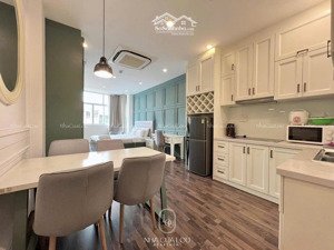 cho thuê căn hộ cao cấp dạng 1 phòng ngủ, rộng 55m2, ngay vòng xoay phù đổng, quận 3