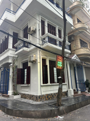 chính chủ cho thuê mặt bằng kinh doanh tầng 1 với 2 mặt tiền, vỉa hè rộng tại ngõ 18 võ văn dũng
