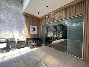 cần bán nhà giá rẻ nhất khu vực chánh nghĩa trung tâm thủ dầu một. mặt tiền kinh doanh