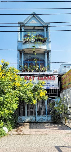 cho thuê nhà 3 tầng, ql51 (gần cổng đh. mở), p. long bình tân, biên hoà