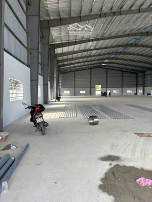 cho thuê kho xưởng bến lức, long an, khuôn viên : 5.000m2, xưởng : 2.800m2,văn phòng : 150m2