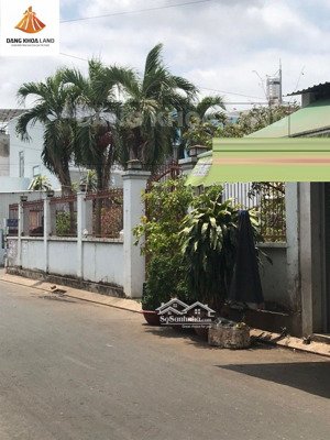 bán biệt thự sân vườn góc 2 mặt tiền chợ nguyễn văn thạnh, p. long thạnh mỹ, q9, tphcm