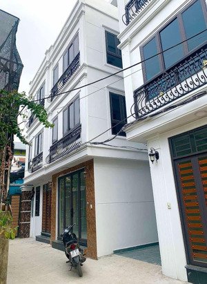 chính chủ cần bán nhà 3tx32m2 ql6, 10 phút bến xe yên nghĩa hà đông giá 2,65 tỷ
