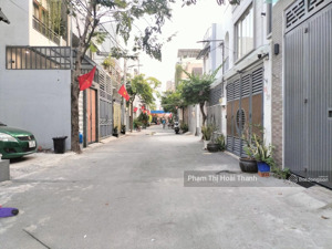 khu phân lô dân trí văn minh, cây xanh thoáng mát, 62m2 , hẻm 8m, 2 mặt tiền trước sau, 6.1 tỷ