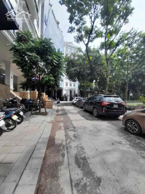 bán lô đất view công viên ngay đường duy tân, cầu giấy, diện tích 147m2 vỉa hè kinh doanh sổ nở hậu