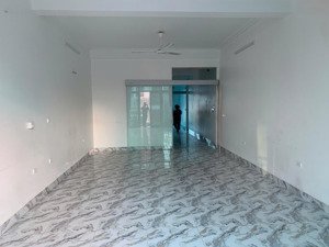 cho thuê nhà đường trịnh văn bô kéo dài, 60m, 5 tầng, thông sàn thang máy, nhà mới