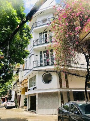 cơ hội sở hữu vị trí đẹp, gần trường học các cấp, ra trục lê văn lương