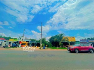 đất mặt tiền ql14 gần ngay chợ minh thành giá cần bán gấp