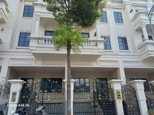cho thuê nhà cityland park hill phường 10 - trệt hầm 3 lầu-5x20 -5pn-5wc --full mới