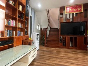 chị chủ nhà cần bán gấp căn góc 9.5x12m giá tốt full nội thất