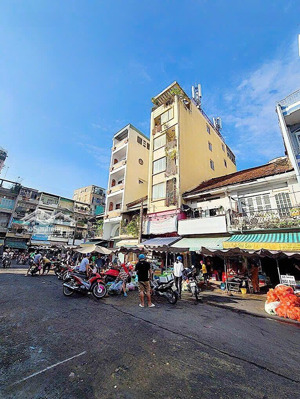 17tr/tháng- cho thuê mặt bằng mặt tiền bùi hữu nghĩa p5 q5 ngay chợ hòa bình