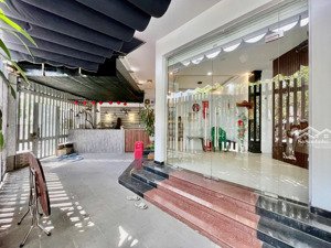 mặt bằng kinh doanh-kết hợp 2 phòng ngủ để ở-2 mặt tiền
