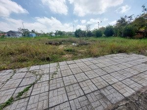 ra gấp đất nền - sổ đỏ sang tay