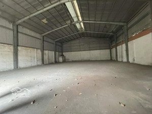 cho thuê kho, xưởng 1000m đ xe công 40f, kế kcn tân bình