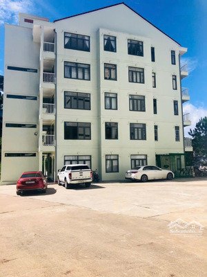 cho thuê căn hộ cao cấp khu đống đa 100m2, 2pn, 2wc, full tiện nghi. lh: yên như 0827686314