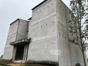 chính chủ bán nhà yến ở thị xã ba đồn - tỉnh quảng bình.
