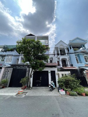 cho thuê nhà phố liền kề - khu cao cấp nguyễn văn khối p8 gò vấp - giá thuê: 25tr/1 tháng
