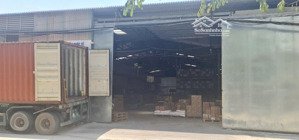 kho xưởng 500m2 vị trí chiến lược quận 4