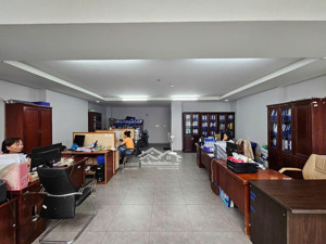 chính chủ gửi bán shophouse 2 tầng sky center / tân bình - dt: 130m2 - giá bán: 8 tỷ (bao thuế phí)