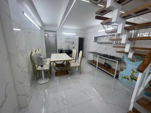 bán gấp nhà mặt phố tại huỳnh tấn phát, 5,6 tỷ, 80m2