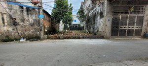 gần 100m - mặt tiền hơn 7m - ngay mặt chợ xuân mai - giá đầu tư