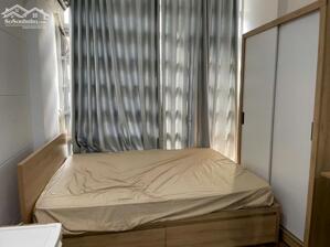 PHÒNG STUDIO FULL NỘI THẤT MẶT TIỀN Q3