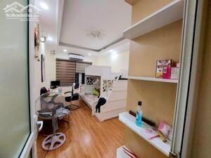 Bán nhà gần Ngô Sỹ Liên, quận Đống Đa, 34m2x5 tầng, dân xây, giá tốt, hơn 5 tỷ CTL