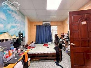 BÁN NHÀ, Phố Trần Quý Cáp - Cách mặt phố 20m