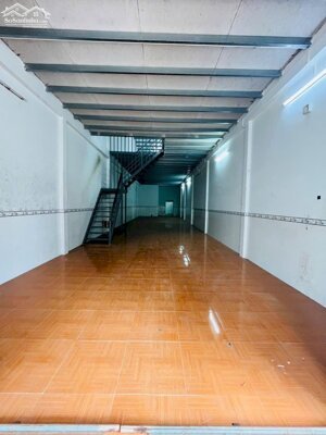 CHO THUÊ KHO TRỆT LỬNG KDC DIỆU HIỀN 8 TRIỆU