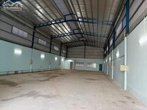 https://khoxuongmiennam.net/ Cho thuê Kho Xưởng 700m2 Cần Giuộc, Long An. Xưởng đẹp cao ráo, có bình điện