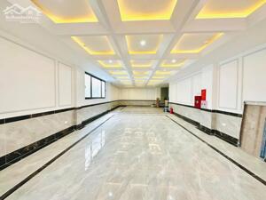 Toà CHDV Phố Kim Giang- Siêu Lô Góc- Ô Tô Vào Nhà- Full Nội Thất- 108m2^7T^MT 5.6m- 35 Tỷ