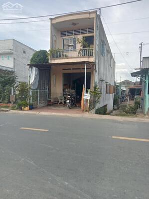 Chính chủ cần bán nhà mặt phố đường Trần Hưng Đạo phường Long thạnh txtanchau tỉnh An Giang.dt 78 m giá 3 tỷ 500 tr