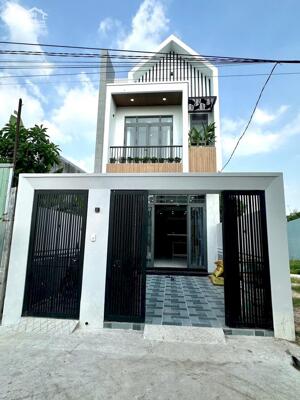 Bán nhà full nội thất, nhà 1T, 1 lầu 3 phòng ngủ, thiết kế sang xịn, SHR hoàn công