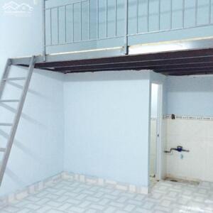Phòng trọ 20m2 có gác đường 58 Q9 cách CĐ Kinh tế Đối ngoại 500M