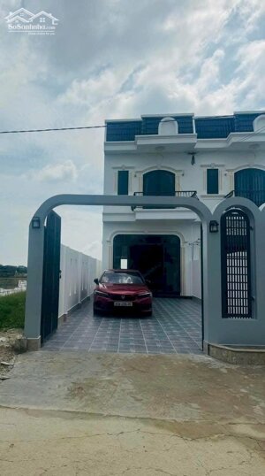Bán nhà mới xây 1 trệt 1 lầu đường xe 16 chổ tới đất, Long Hưng, TP Gò Công, Tiền Giang