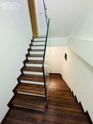 BÁN GẤP NHÀ Y MIẾU ĐỐNG ĐA 35m2, 4 TẦNG MẶT TIỀN 4,3m GIÁ 9.9 TỶ