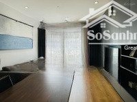 bán gấp căn hộ h2 hoàng diệu q. 4, dt 69m2 gồm 2pn 2wc, có sẵn nội thất, có sổ hồng, giá 1 tỷ 720